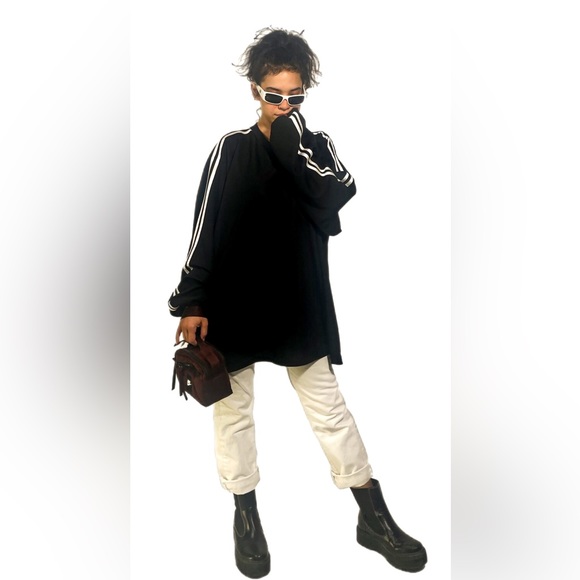 Oversized Men’s Crewneck - Picture 7 of 10